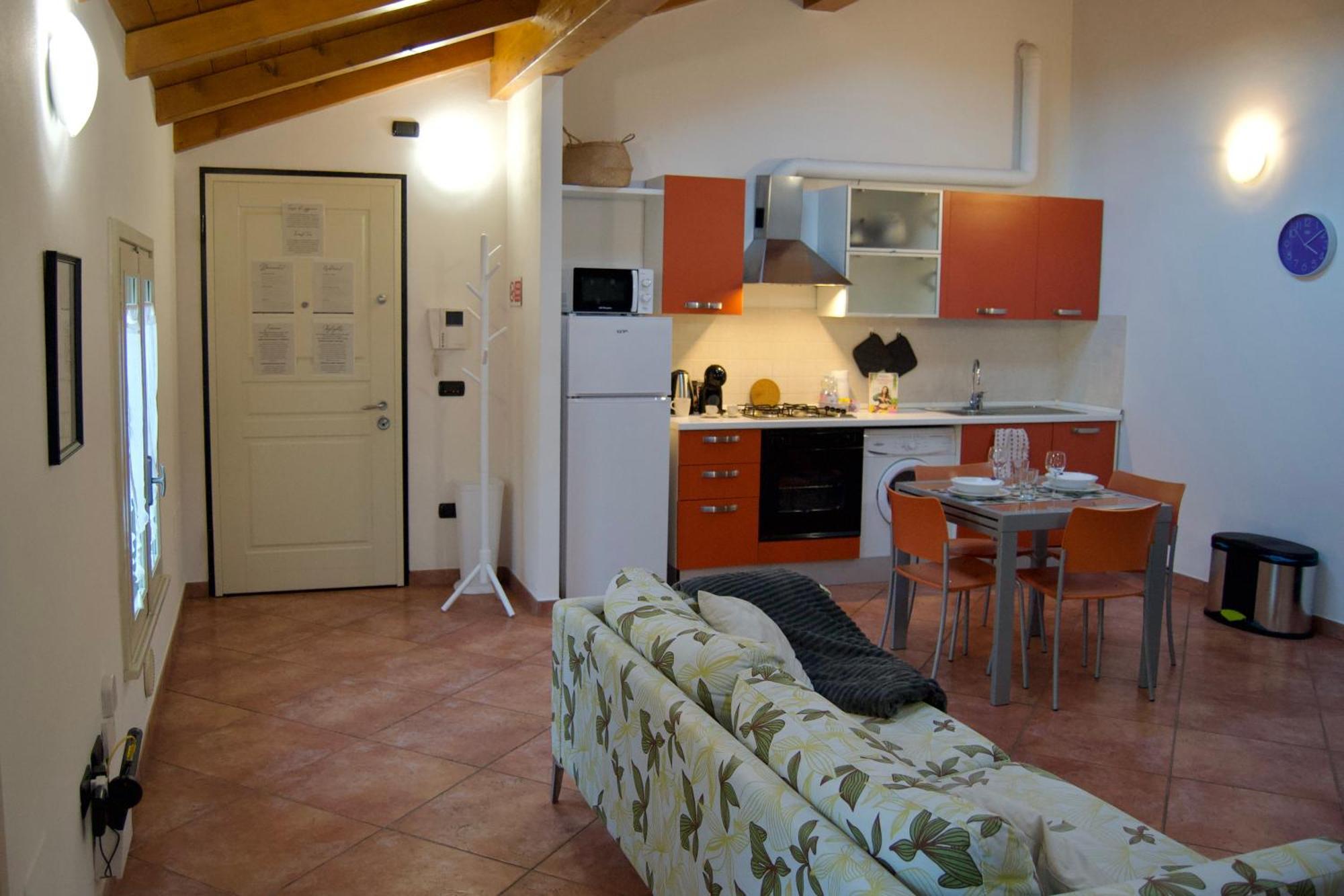 Apartmán Casa Viola, Deliziosa Mansarda In Centro Storico Modena Exteriér fotografie